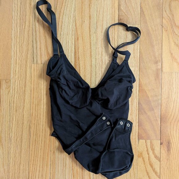 Skims Seamless Sculpt Low Back Thong Bodysuit - Picture 4 of 6